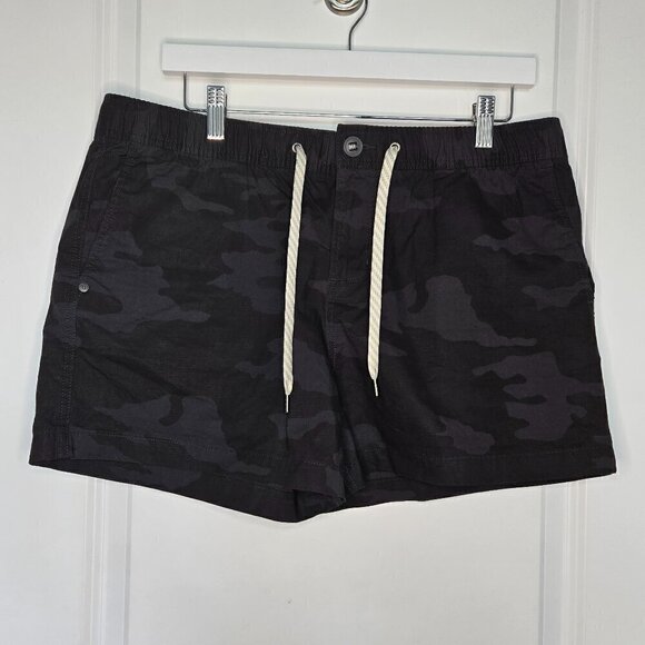 Vuori Ripstop Shorts - XL Black Camo - Picture 2 of 5